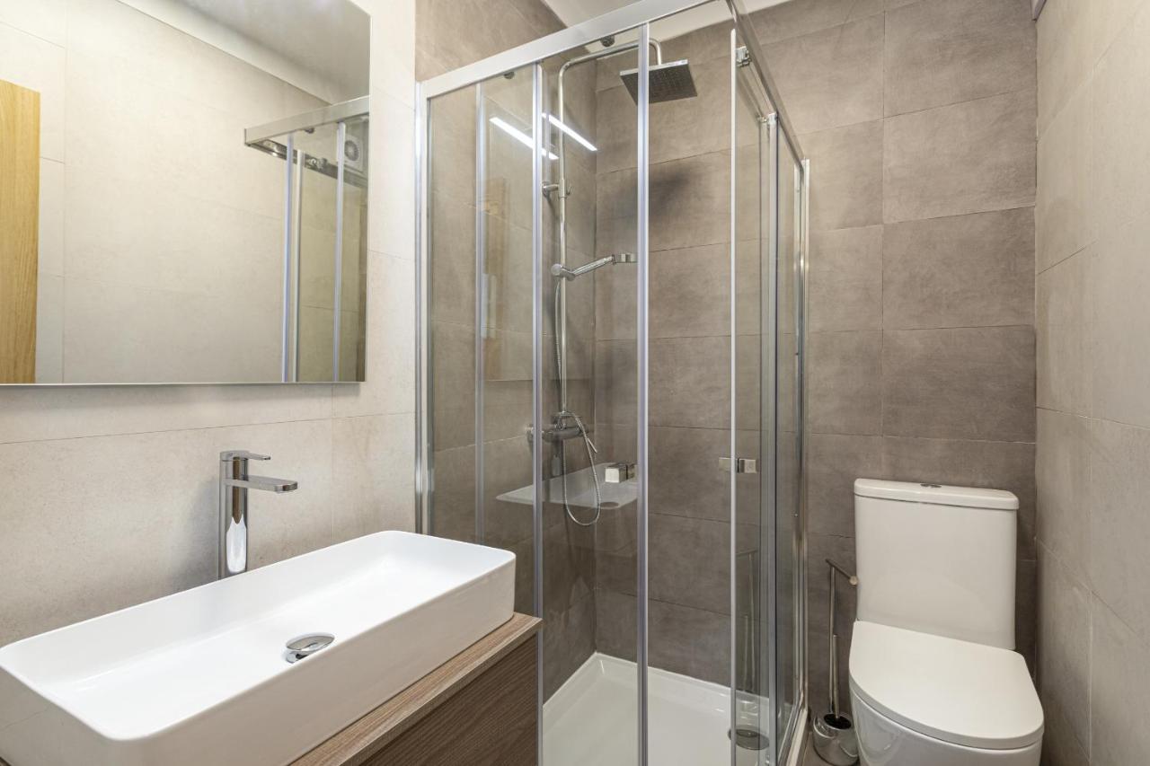 Miral 2 - Beach Front Apartment With Pool كوارتيرا المظهر الخارجي الصورة